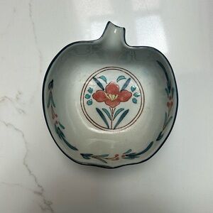 Neiman Marcus Japan Porcelain Apple Shape Plate, hand painted, 4.5”